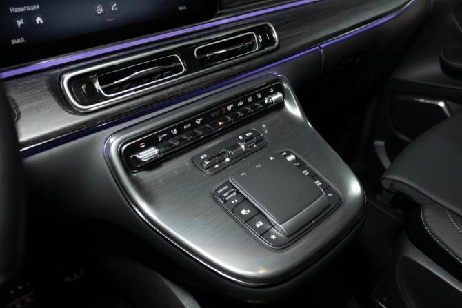 Новый Mercedes-Benz V-Класс III (W447) Рестайлинг 2 2026 года, цена 14 723 000 рублей, минивэн, Автокод Объявления