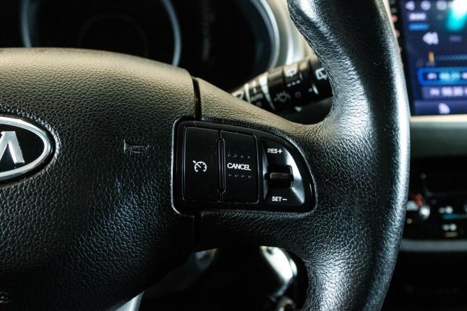 Kia Sportage III с пробегом 2012 года, цена 1 289 000 рублей, 203448 км, внедорожник, Автокод Объявления