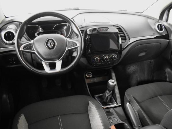 Renault Kaptur I Рестайлинг с пробегом 2021 года, цена 1 547 200 рублей, 112882 км, внедорожник, Автокод Объявления