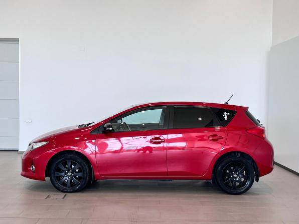 Toyota Auris II с пробегом 2013 года, цена 1 190 000 рублей, 188618 км, хэтчбек, Автокод Объявления