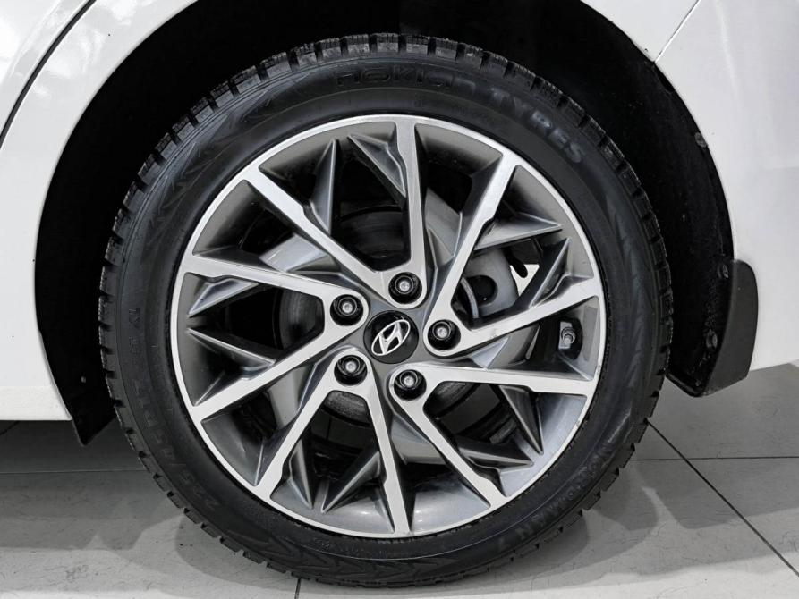 Hyundai Elantra VI (AD) Рестайлинг Казань  - изображение 22
