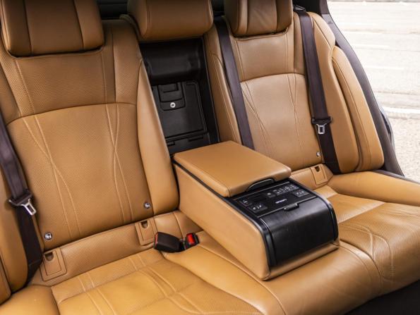 Lexus ES VII с пробегом 2019 года, цена 3 599 000 рублей, 120000 км, седан, Автокод Объявления