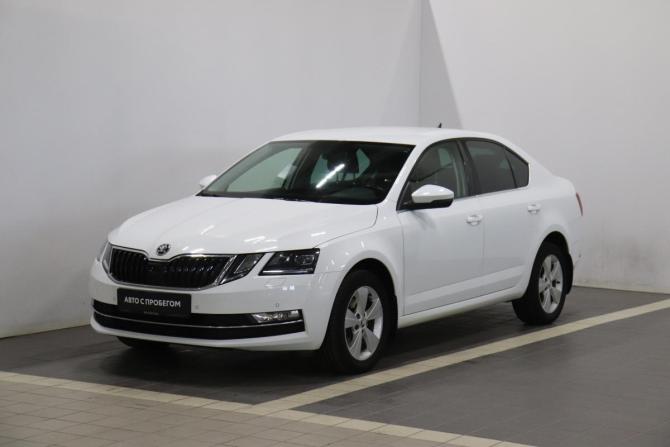 Skoda Octavia III (A7) Рестайлинг с пробегом 2018 года, цена 1 907 000 рублей, 78327 км, лифтбек, Автокод Объявления
