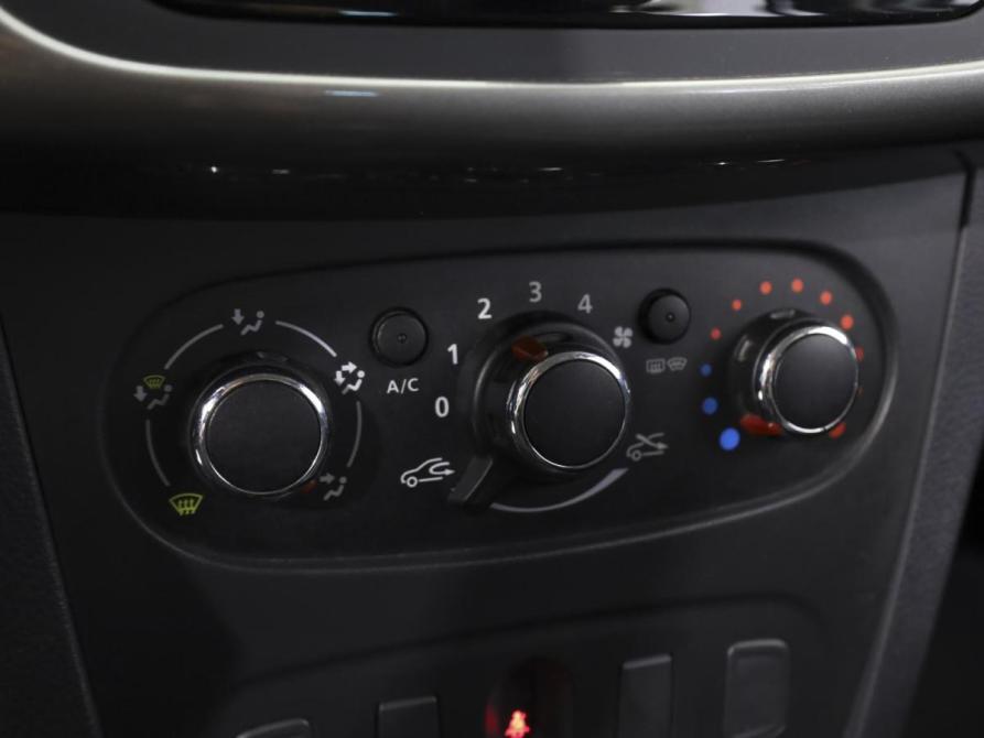 Renault Sandero II Рестайлинг Ростов-на-Дону  - изображение 13