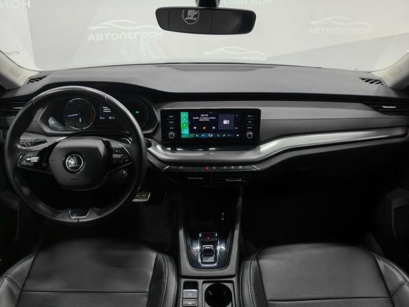 Skoda Octavia IV (A8) с пробегом 2021 года, цена 2 550 000 рублей, 67072 км, лифтбек, Автокод Объявления