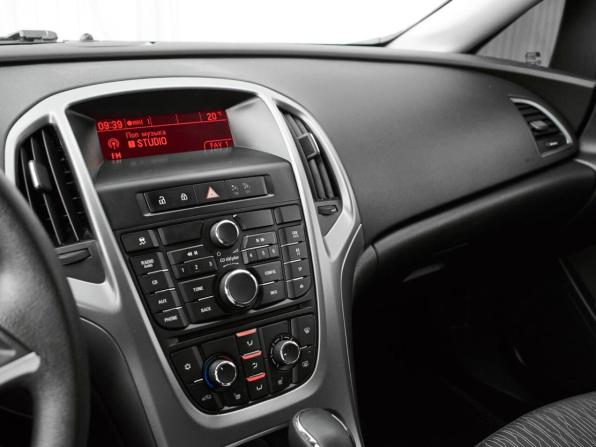 Opel Astra J Рестайлинг с пробегом 2014 года, цена 790 000 рублей, 159253 км, хэтчбек, Автокод Объявления