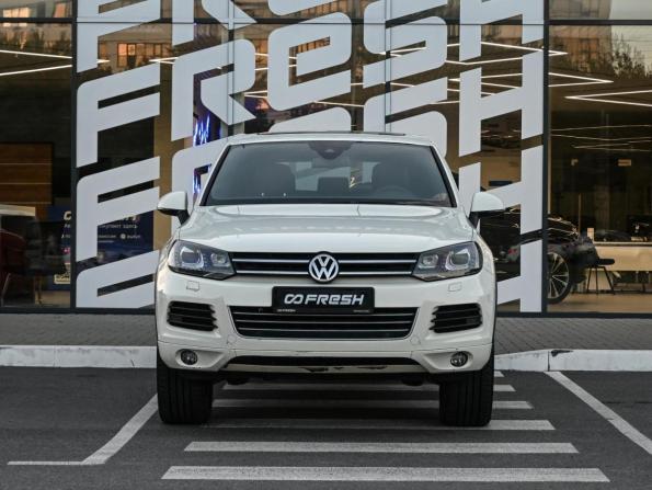 Volkswagen Touareg II с пробегом 2011 года, цена 2 229 000 рублей, 395038 км, внедорожник, Автокод Объявления