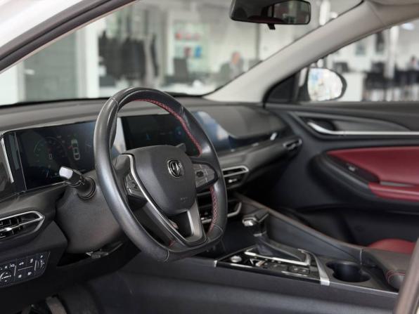 Changan Eado Plus с пробегом 2023 года, цена 1 599 900 рублей, 80000 км, седан, Автокод Объявления