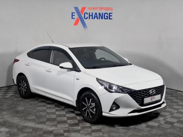 Hyundai Solaris II Рестайлинг с пробегом 2020 года, цена 1 299 000 рублей, 75114 км, седан, Автокод Объявления