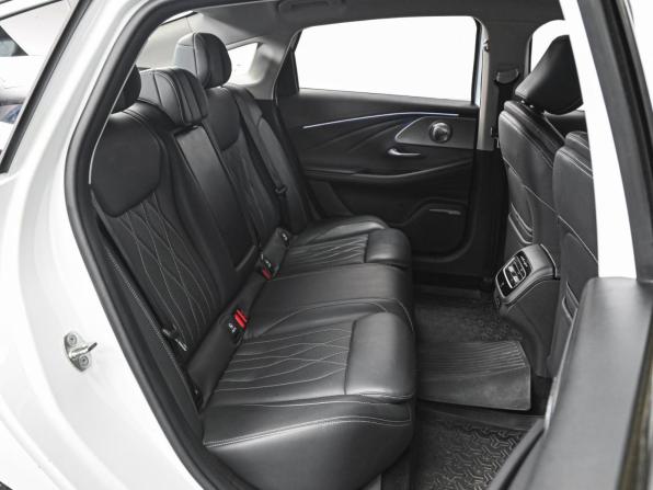 Chery Arrizo 8 с пробегом 2023 года, цена 2 120 000 рублей, 38422 км, седан, Автокод Объявления