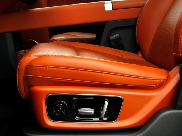 Li Auto (Lixiang) L9 I Рестайлинг с пробегом 2024 года, цена 7 400 000 рублей, 74550 км, внедорожник, Автокод Объявления