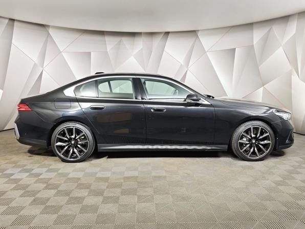 BMW 5 серии VIII (G60/G61/G68) с пробегом 2024 года, цена 7 100 000 рублей, 59776 км, седан, Автокод Объявления