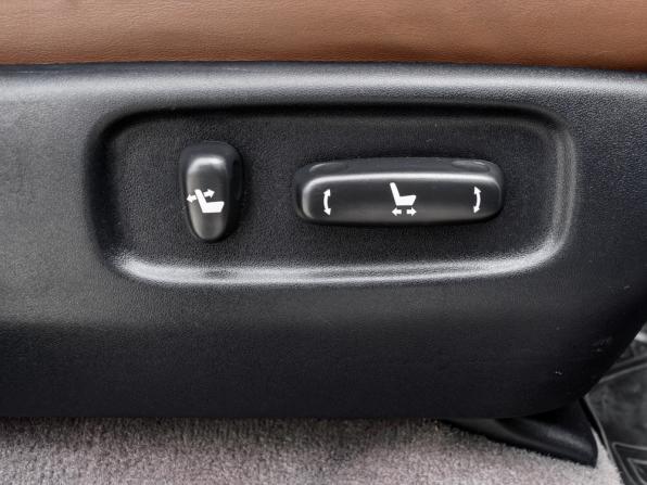Toyota Land Cruiser 200 Series Рестайлинг 1 с пробегом 2015 года, цена 4 160 000 рублей, 254066 км, внедорожник, Автокод Объявления