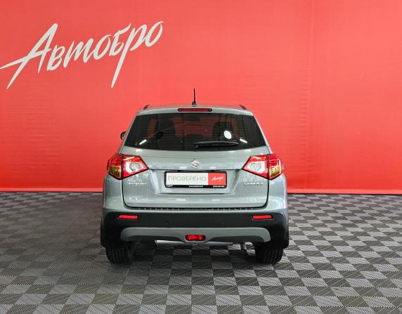 Suzuki Vitara II с пробегом 2015 года, цена 1 549 000 рублей, 112674 км, внедорожник, Автокод Объявления