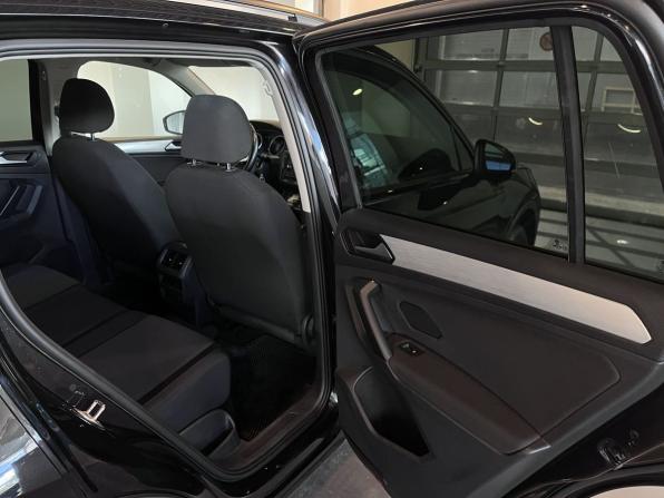 Volkswagen Tiguan II Рестайлинг с пробегом 2021 года, цена 2 445 000 рублей, 166321 км, внедорожник, Автокод Объявления