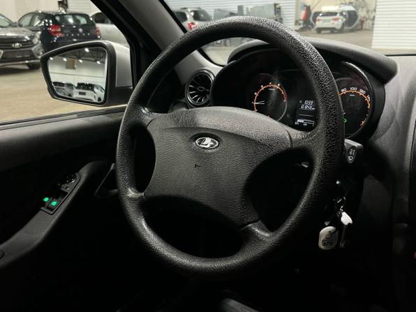 Lada (ВАЗ) Granta I Рестайлинг с пробегом 2023 года, цена 560 000 рублей, 101847 км, седан, Автокод Объявления