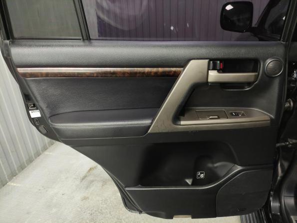 Toyota Land Cruiser 200 Series с пробегом 2011 года, цена 2 870 000 рублей, 287685 км, внедорожник, Автокод Объявления