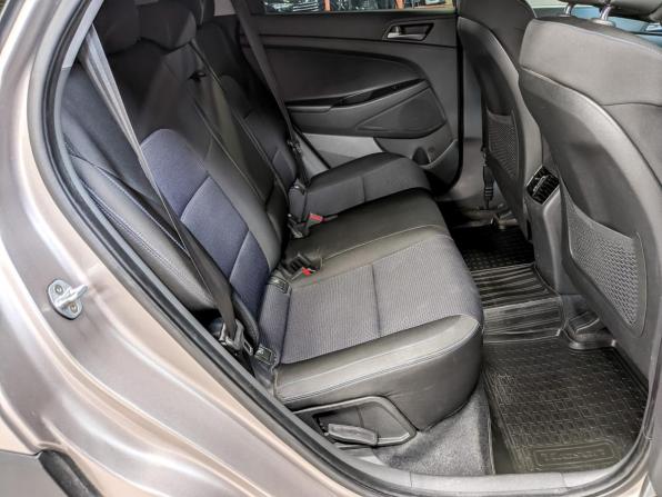 Hyundai Tucson III с пробегом 2016 года, цена 1 800 000 рублей, 91087 км, внедорожник, Автокод Объявления