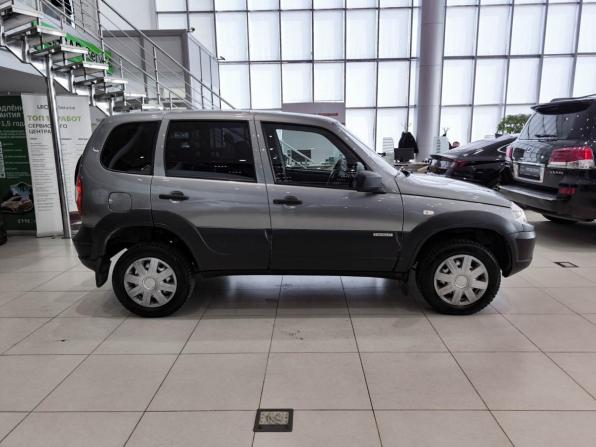 Chevrolet Niva I Рестайлинг с пробегом 2016 года, цена 699 000 рублей, 125144 км, внедорожник, Автокод Объявления