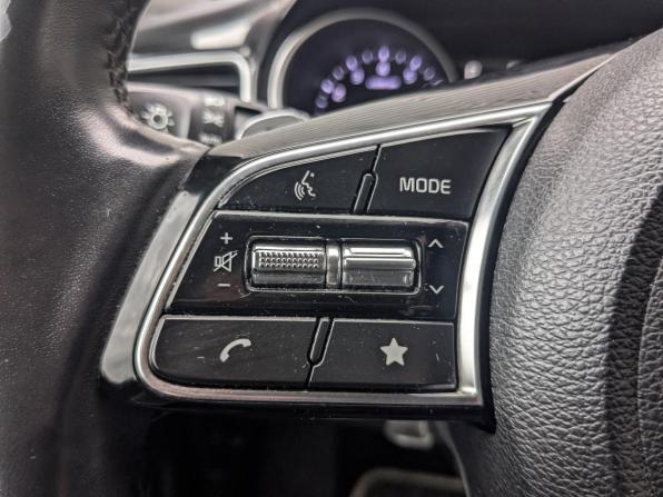 Kia Ceed III Рестайлинг с пробегом 2022 года, цена 1 750 000 рублей, 150938 км, хэтчбек, Автокод Объявления