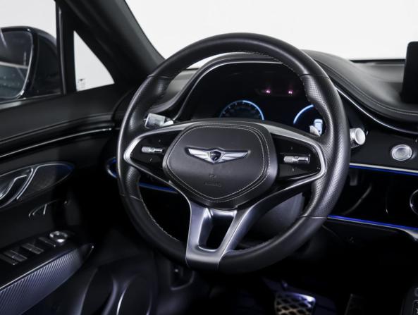 Genesis GV70 I с пробегом 2022 года, цена 4 690 000 рублей, 73885 км, внедорожник, Автокод Объявления