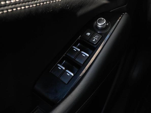 Mazda 6 III (GJ) Рестайлинг 2 с пробегом 2018 года, цена 1 799 000 рублей, 210584 км, седан, Автокод Объявления