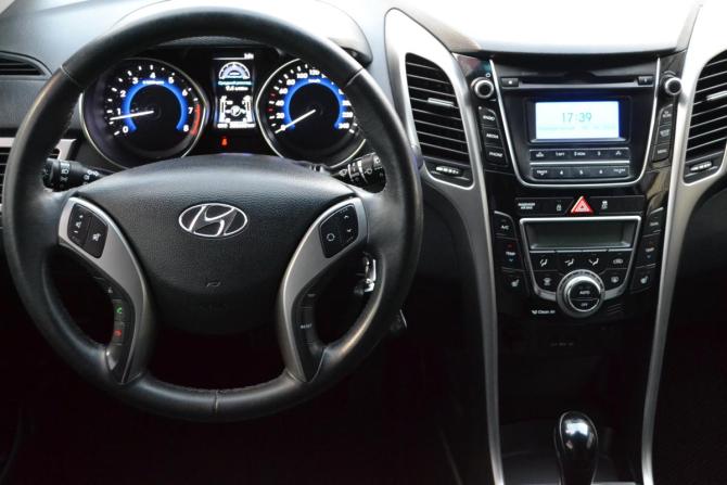 Hyundai i30 II с пробегом 2012 года, цена 990 000 рублей, 205589 км, хэтчбек, Автокод Объявления