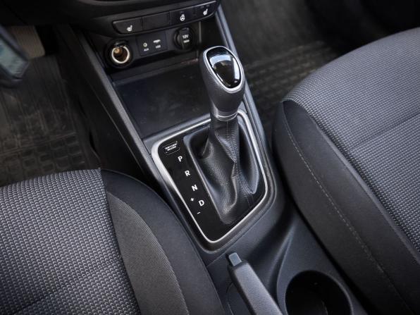 Hyundai Solaris II с пробегом 2018 года, цена 1 215 000 рублей, 152544 км, седан, Автокод Объявления