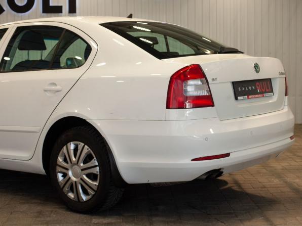 Skoda Octavia II (A5) Рестайлинг с пробегом 2011 года, цена 665 000 рублей, 249015 км, лифтбек, Автокод Объявления