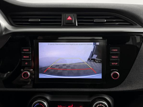 Kia Rio IV Рестайлинг с пробегом 2020 года, цена 1 590 000 рублей, 105000 км, седан, Автокод Объявления