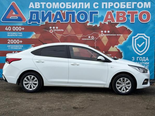 Hyundai Solaris II с пробегом 2018 года, цена 960 000 рублей, 109000 км, седан, Автокод Объявления