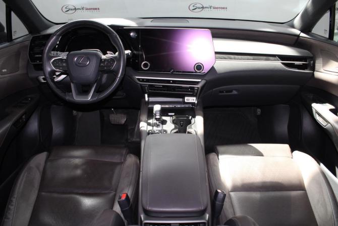 Lexus RX V с пробегом 2023 года, цена 9 900 000 рублей, 42150 км, внедорожник, Автокод Объявления