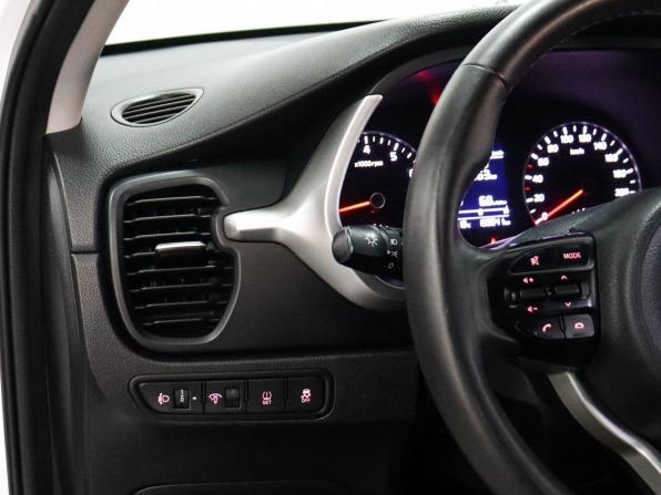 Kia Rio IV Рестайлинг с пробегом 2021 года, цена 1 539 000 рублей, 159541 км, седан, Автокод Объявления