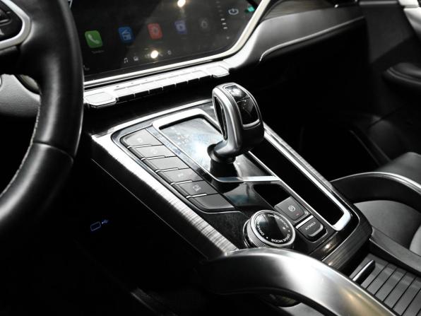 Geely Atlas Pro с пробегом 2023 года, цена 2 500 000 рублей, 26182 км, внедорожник, Автокод Объявления
