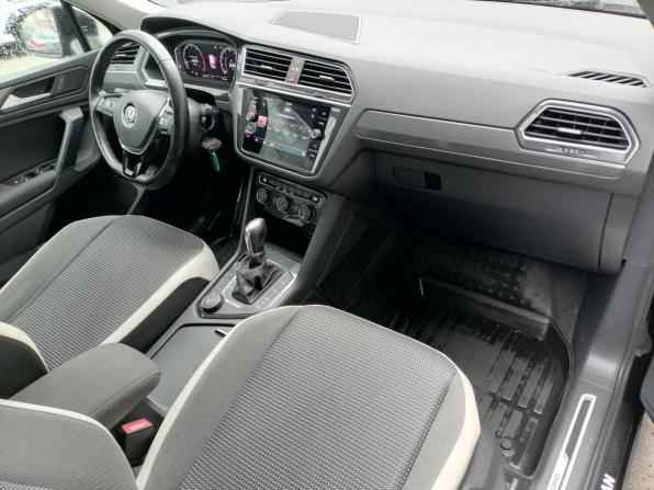 Volkswagen Tiguan II с пробегом 2019 года, цена 2 099 000 рублей, 151964 км, внедорожник, Автокод Объявления