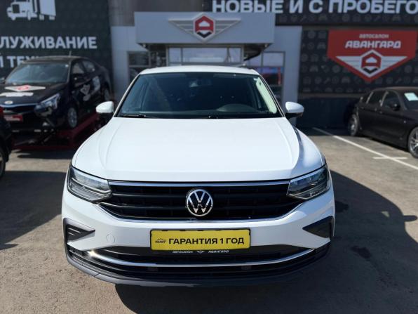 Volkswagen Tiguan II Рестайлинг с пробегом 2022 года, цена 2 850 000 рублей, 71852 км, внедорожник, Автокод Объявления