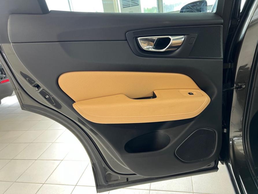 Volvo XC60 II Москва  - изображение 28