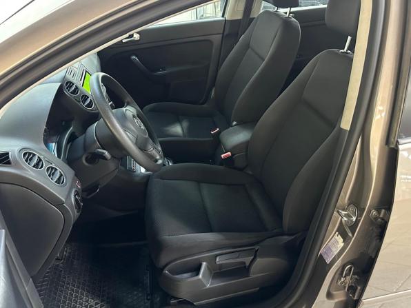 Volkswagen Golf Plus II с пробегом 2012 года, цена 650 000 рублей, 230000 км, хэтчбек, Автокод Объявления