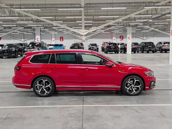Volkswagen Passat B8 Рестайлинг с пробегом 2020 года, цена 3 000 000 рублей, 102743 км, универсал, Автокод Объявления