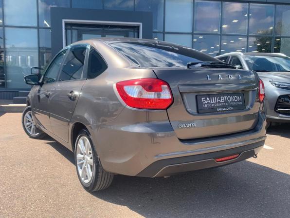 Lada (ВАЗ) Granta I Рестайлинг с пробегом 2019 года, цена 670 000 рублей, 102260 км, хэтчбек, Автокод Объявления