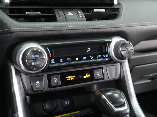 Toyota RAV4 V (XA50) с пробегом 2019 года, цена 2 940 000 рублей, 131000 км, внедорожник, Автокод Объявления