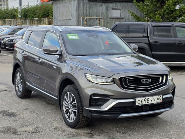 Geely Atlas Pro с пробегом 2023 года, цена 2 249 000 рублей, 28200 км, внедорожник, Автокод Объявления