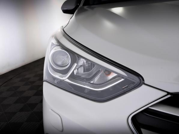 Hyundai Santa Fe III Рестайлинг с пробегом 2015 года, цена 2 400 000 рублей, 100304 км, внедорожник, Автокод Объявления