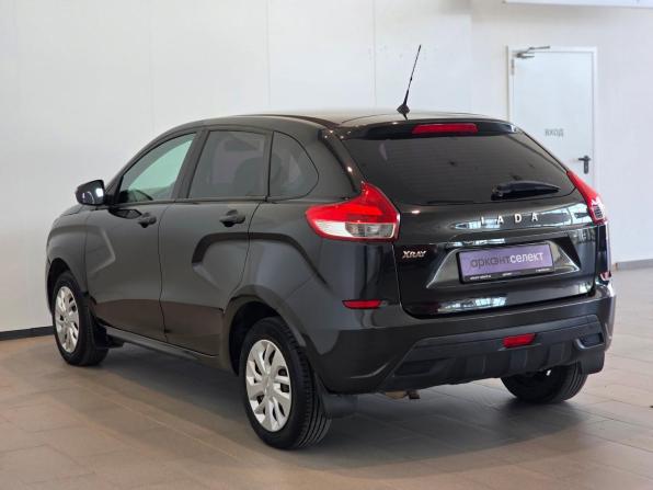 Lada (ВАЗ) XRAY I с пробегом 2017 года, цена 699 900 рублей, 134131 км, хэтчбек, Автокод Объявления