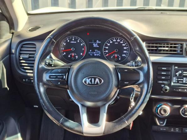 Kia Rio IV с пробегом 2019 года, цена 1 375 000 рублей, 108105 км, хэтчбек, Автокод Объявления