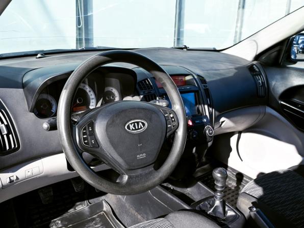 Kia Ceed I с пробегом 2007 года, цена 425 000 рублей, 264904 км, хэтчбек, Автокод Объявления