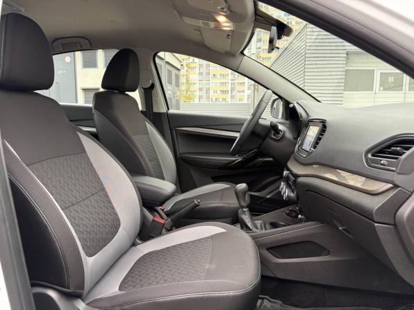 Lada (ВАЗ) Vesta I Рестайлинг (NG) с пробегом 2023 года, цена 1 225 000 рублей, 20300 км, седан, Автокод Объявления