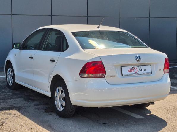 Volkswagen Polo V с пробегом 2013 года, цена 800 000 рублей, 163500 км, седан, Автокод Объявления