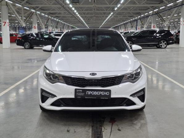 Kia Optima IV Рестайлинг с пробегом 2018 года, цена 2 010 000 рублей, 178723 км, седан, Автокод Объявления