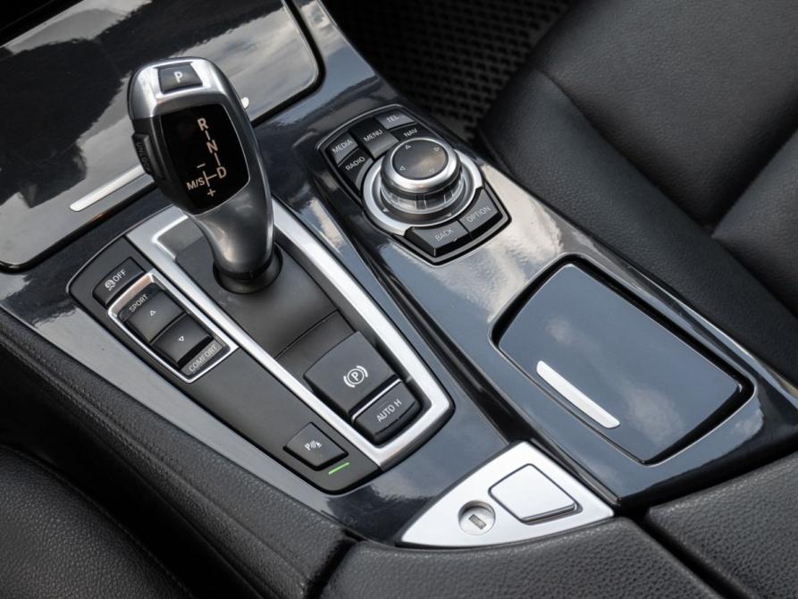 BMW 5 серии VI (F10/F11/F07) Рестайлинг Казань  - изображение 7